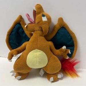 NINTENDO POKÉMON CHARIZARD Plush stuffed animal vintage toy